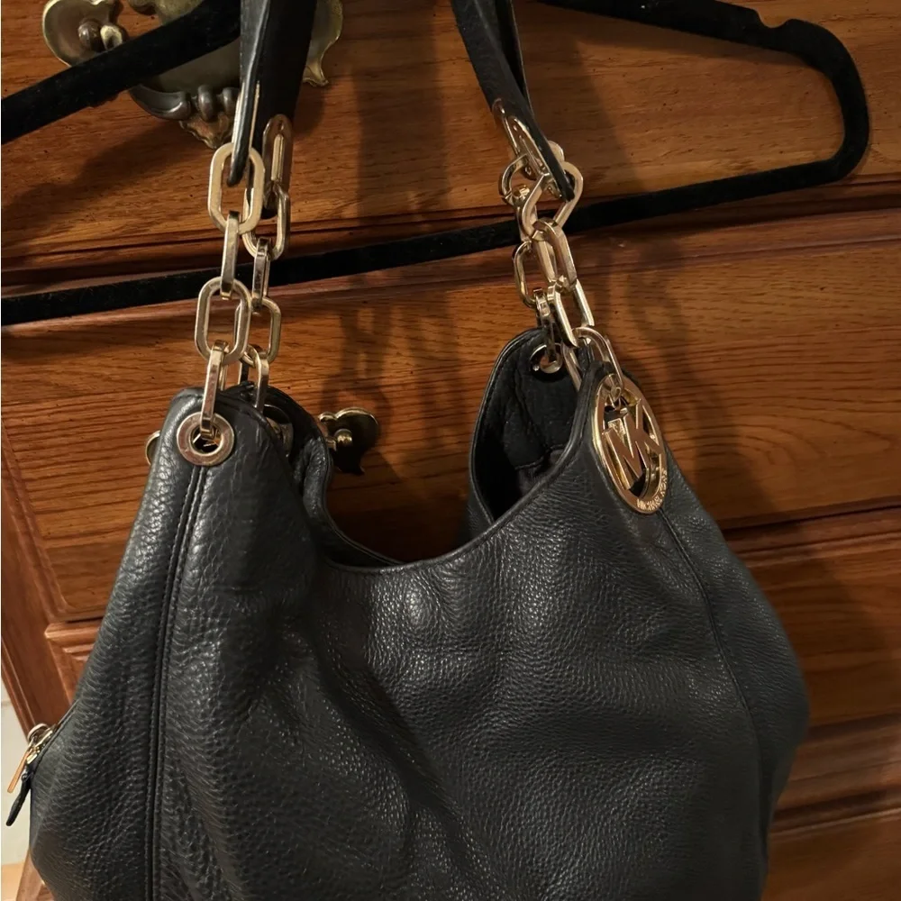 Michael Kors Black Leather Shoulder Bag‎